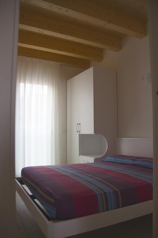 Residence La Perla Caorle Oda fotoğraf